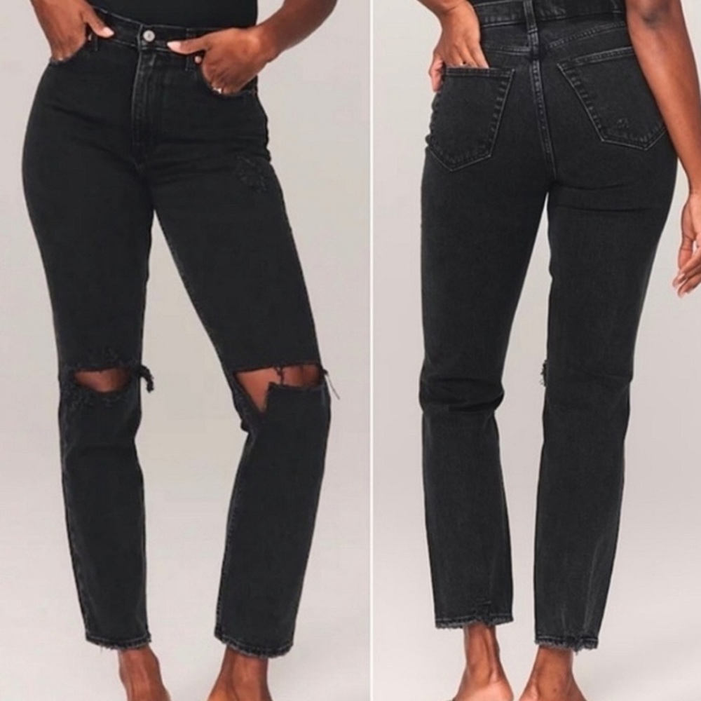 A&F Curve Love 90s Straight Ultra High Rise Black Distressed Jeans 30R